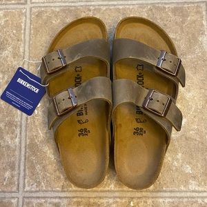 NWT Birkenstock Sandals